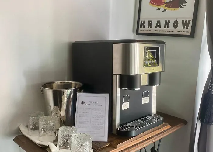 Auberge de jeunesse Topolove & *