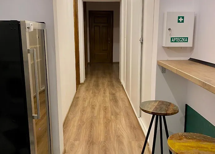 Auberge de jeunesse Topolove & *