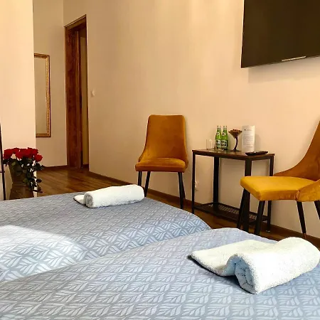 Topolove & Hostel Krakow