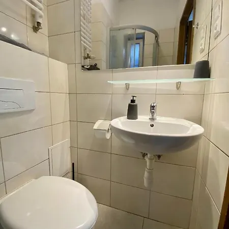 Topolove & Vandrarhem Kraków