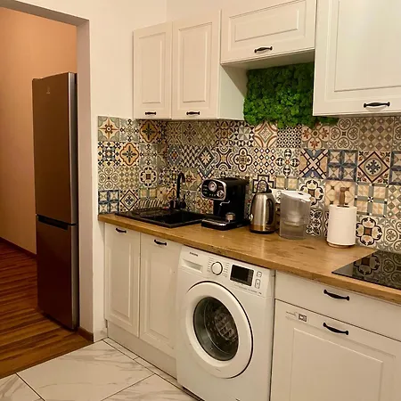 Topolove & بيت شباب