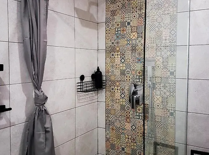 Topolove & ホステル