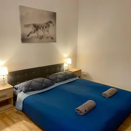Topolove & Hostel Krakow
