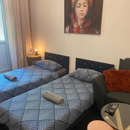 Topolove & Hostel Krakow